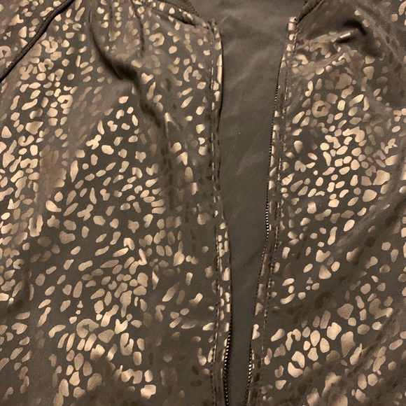 Running jacket - Picture 2 of 2